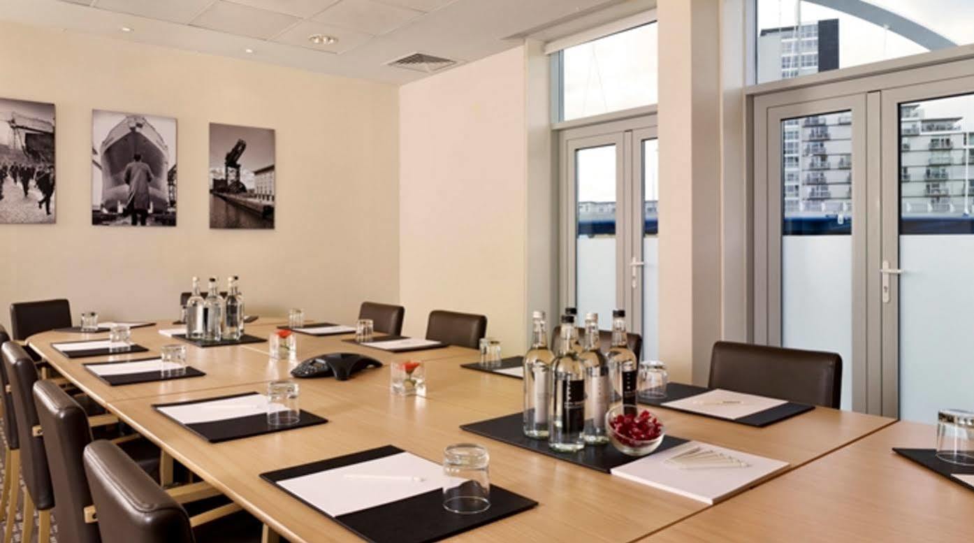 Hilton Garden Inn Zhongshan Guzhen Kültér fotó