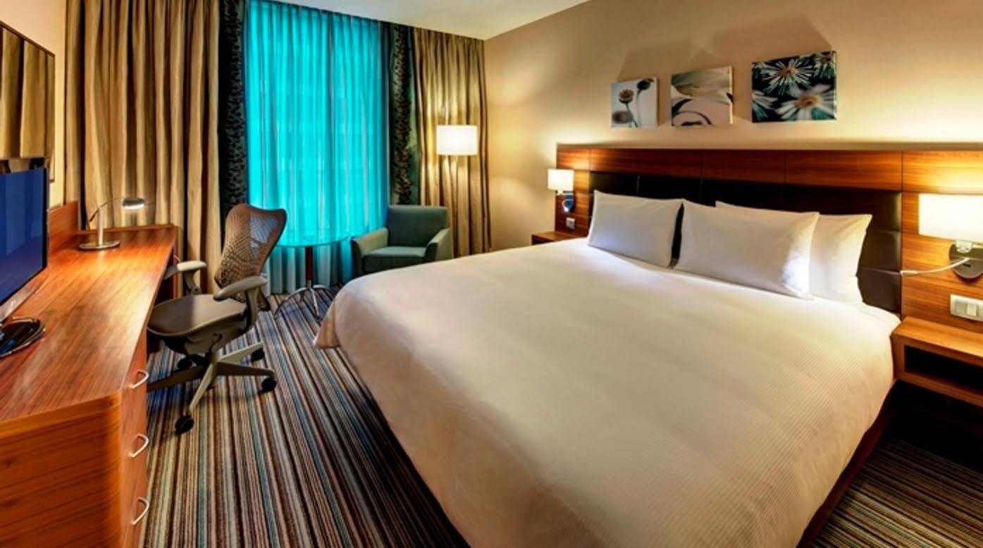 Hilton Garden Inn Zhongshan Guzhen Kültér fotó